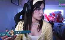 Alana Flores recibe reconocimiento del CMB