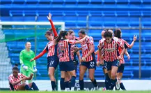 Chivas Femenil gana el Clásico Nacional Femenil con doblete de Denise Castro Chivas Femenil gana el Clásico Nacional Femenil con doblete de Denise Castro