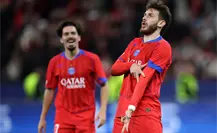 PSG domina y liquida al Bayer Leverkusen, mantienen en invicto en la UEFA Champions League y son el primer equipo visitante que anota 7 goles en tierras alemanas PSG domina y liquida al Bayer Leverkusen, mantienen en invicto en la UEFA Champions League y son el primer equipo visitante que anota 7 goles en tierras alemanas