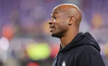 Adrian Peterson es arrestado por conducir en estado de ebriedad Adrian Peterson es arrestado por conducir en estado de ebriedad