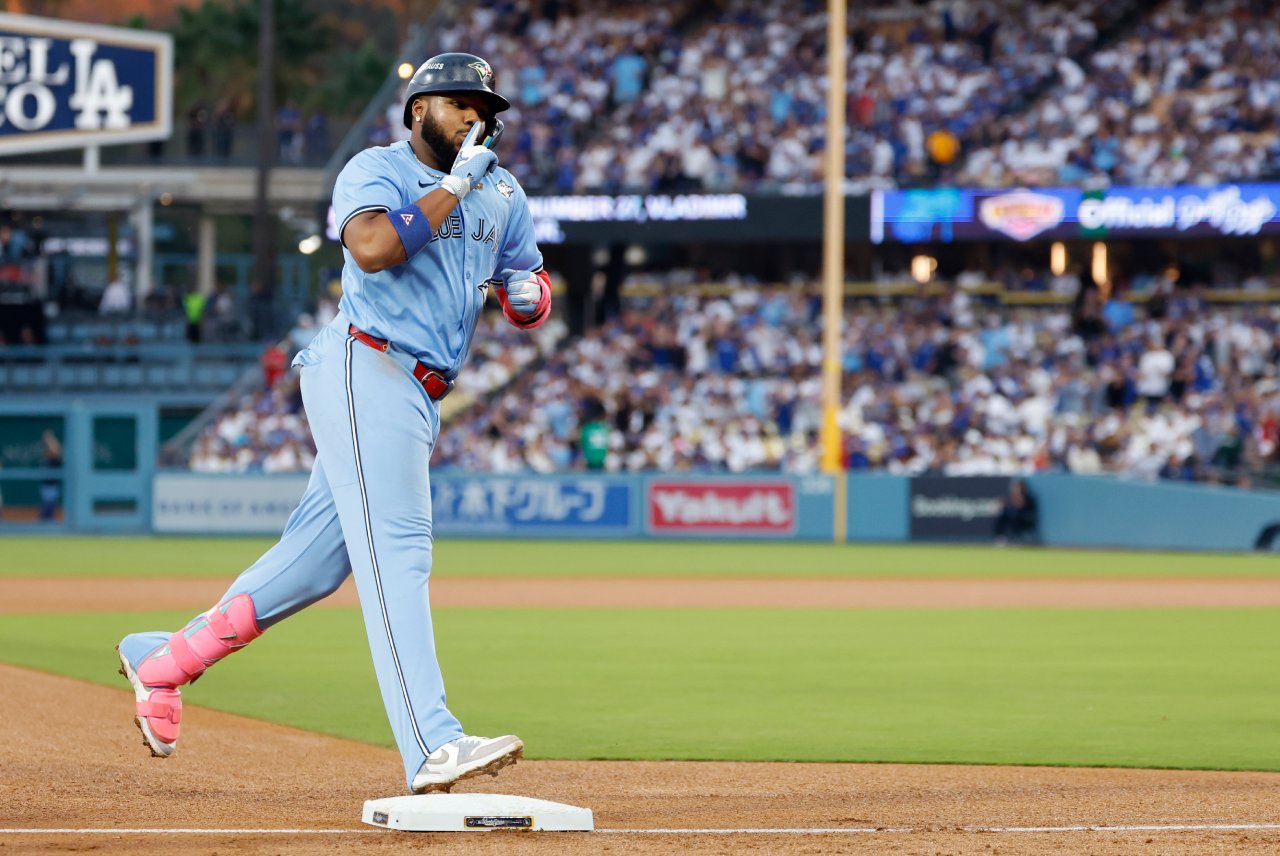Blue Jays apalea a Dodgers y empata de nuevo la Serie Mundial 2025 Blue Jays apalea a Dodgers y empata de nuevo la Serie Mundial 2025