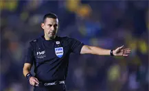 César Ramos es nominado a Mejor Árbitro del Mundo rumbo al Clásico Regio 141 César Ramos es nominado a Mejor Árbitro del Mundo rumbo al Clásico Regio 141