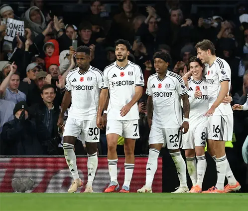 Raúl Jiménez se ganó los aplausos de los fans de Fulham y Wolverhampton en la Premier League. Getty Images Raúl Jiménez se ganó los aplausos de los fans de Fulham y Wolverhampton en la Premier League. Getty Images