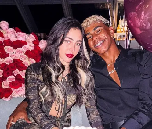 Lamine Yamal anunció el fin de su relación con Nicki Nicole, tras dos meses de noviazgo. @lamineyamal Lamine Yamal anunció el fin de su relación con Nicki Nicole, tras dos meses de noviazgo. @lamineyamal