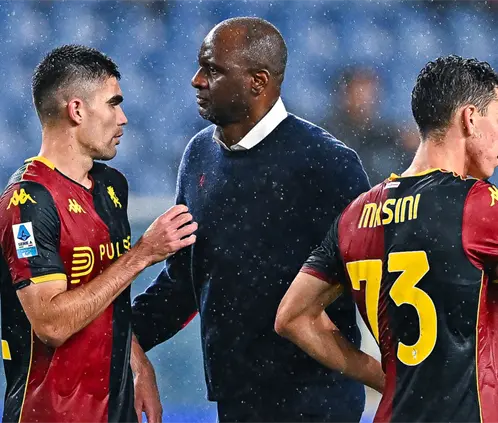 Patrick Vieira quedó fuera del Genoa de Johan Vásquez tras hundirlos en el fondo de la Serie A Italiana. Getty Images Patrick Vieira quedó fuera del Genoa de Johan Vásquez tras hundirlos en el fondo de la Serie A Italiana. Getty Images