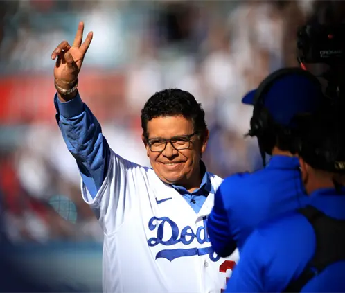 Los Dodgers consiguieron el bicampeonato de la Serie Mundial rindiendo tributo a Fernando Valenzuela. Getty Images Los Dodgers consiguieron el bicampeonato de la Serie Mundial rindiendo tributo a Fernando Valenzuela. Getty Images