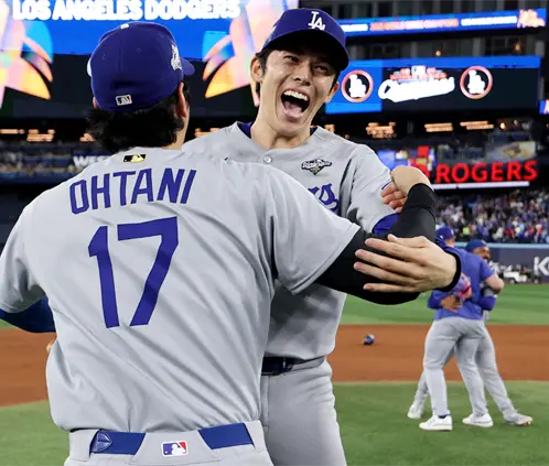 Dodgers celebra con su afición el bicampeonato de la Serie Mundial (Getty Images)