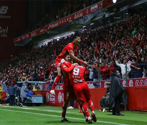 Toluca busca su nueva canción icónica (Getty Images- Agustín Cuevas)