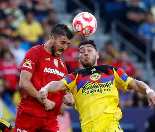 Toluca vs. América: ¿Cómo y dónde ver el partido de la jornada 17 del Apertura 2025?  (Photo by Kevork Djansezian/Getty Images)