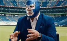 Blue Demon sale del hospital y está al borde del retiro como luchador profesional