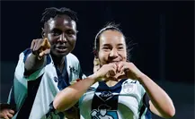 Pachuca Femenil vence a Cruz Azul en los cuartos de final de ida con Charlyn Corral anotando doblete Pachuca Femenil vence a Cruz Azul en los cuartos de final de ida con Charlyn Corral anotando doblete