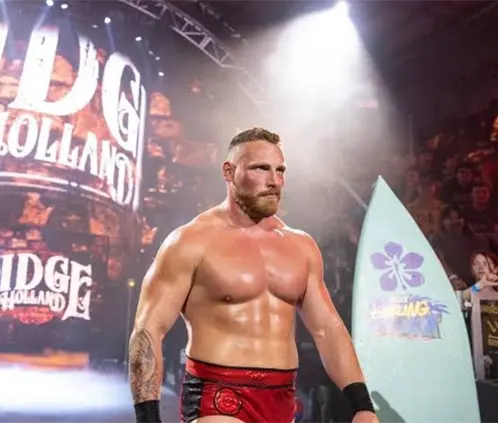 Ridge Holland fue despedido por la WWE tras denunciar que su contrato no fue renovado pese a estar lesionado. @WWE