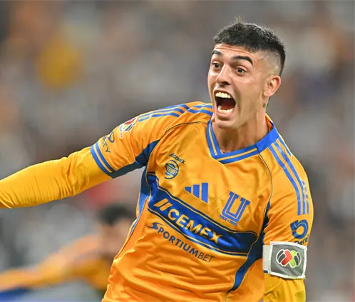 Juan Brunetta quedará fuera del 11 titular de Tigres para la fecha 17 del Apertura 2025. Getty Images