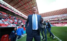 Enrique Meza sale del retiro y volverá a dirigir al Toluca