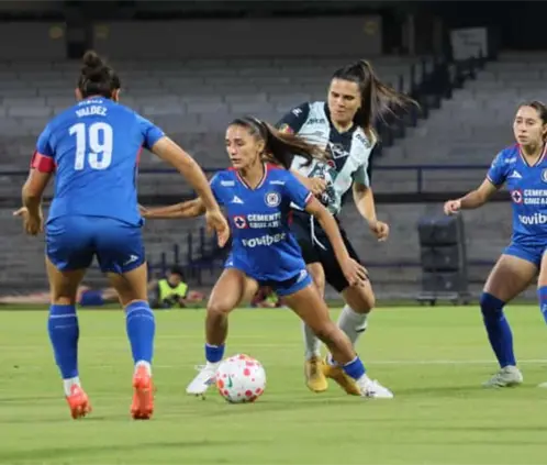 Pachuca Femenil tiene la ventaja de la ida y busca concretar la obra ante el Cruz Azul (POSTA Deportes) Pachuca Femenil tiene la ventaja de la ida y busca concretar la obra ante el Cruz Azul (POSTA Deportes)