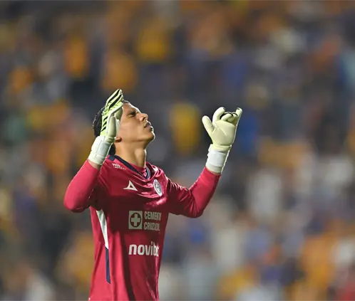 Kevin mier aspira a ser el mejor portero del 2025. Getty Images Kevin mier aspira a ser el mejor portero del 2025. Getty Images