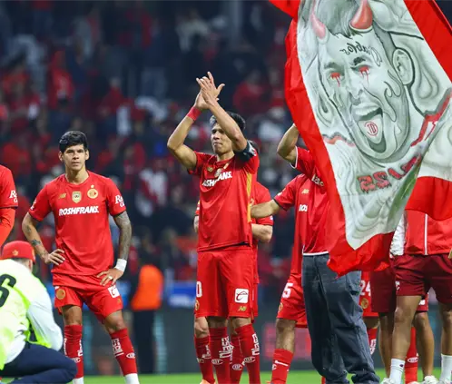 Toluca ha sido en fase regular, el equipo con mejor rendimiento en el año. Toluca ha sido en fase regular, el equipo con mejor rendimiento en el año.