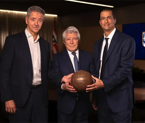 El Atlético de Madrid, junto al Atlético San Luis de la Liga MX, será manejado por un fondo de inversión de Estados Unidos. @Atleti El Atlético de Madrid, junto al Atlético San Luis de la Liga MX, será manejado por un fondo de inversión de Estados Unidos. @Atleti