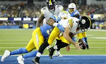 NFL SNF: Los Chargers vencen a un desastre llamado Aaron Rodgers y los Steelers NFL SNF: Los Chargers vencen a un desastre llamado Aaron Rodgers y los Steelers