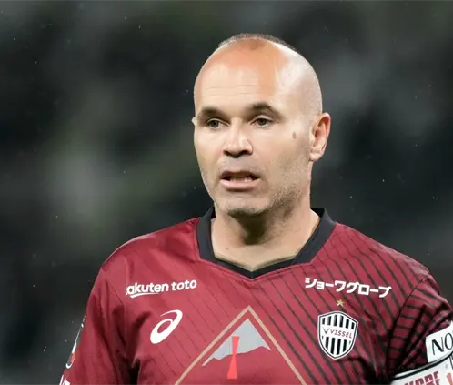 Andrés Iniesta genera un escándalo por fraude en Perú (Photo by Koji Watanabe/Getty Images)