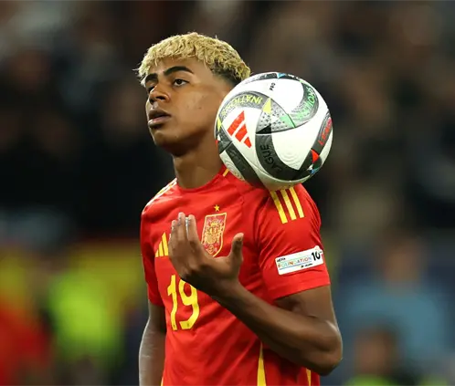 El jugador del Barcelona, Lamine Yamal, no se recupera de una pubalgia que acarrea desde el mes de septiembre (Getty Images)