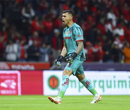 Luis García renovó con el Toluca por un año más. Getty Images Luis García renovó con el Toluca por un año más. Getty Images