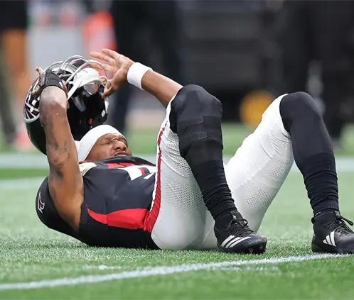 Pánico en Atlanta: Penix fuera y los Falcons enfrentan dilema total (Photo by Jonathan Bachman/Getty Images) Pánico en Atlanta: Penix fuera y los Falcons enfrentan dilema total (Photo by Jonathan Bachman/Getty Images)