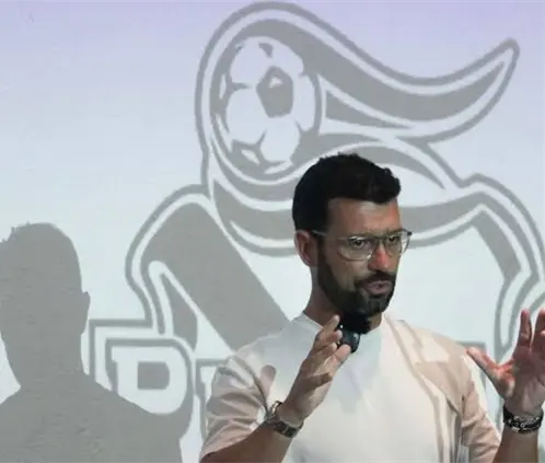 Albert Espigares tomará el mando del Puebla tras ser acusado de malos manejos al frente de la cantera. @ClubPueblaMX