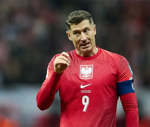 Robert Lewandowski aspira a jugar su último Mundial con Polonia. Getty Images Robert Lewandowski aspira a jugar su último Mundial con Polonia. Getty Images