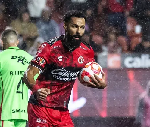 EN VIVO | Xolos vs Juárez: Sigue el Play In del Apertura 2025 en la Liga MX (Photo by Francisco Vega/Getty Images)