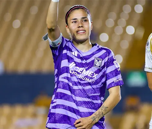 Lizbeth Ovalle consiguió su séptimo y último título de Liga con Tigres Femenil al haber llegado a jugar el Apertura 2025. Nora Guerrero