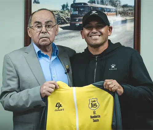 Humberto Suazo estaría interesado en firmar a jugadores de Rayados, para su debut como técnico en el San Luis de Quillota en Chile. @sanluis_qta