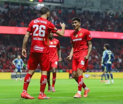Toluca, pese al título y liderato, no se asume como el favorito al campeonato del Apertura 2025 (Photo by Agustin Cuevas/Getty Images)