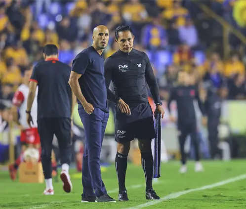 Guido Pizarro agradeció el apoyo de la afición de Tigres. Ricardo Rodríguez