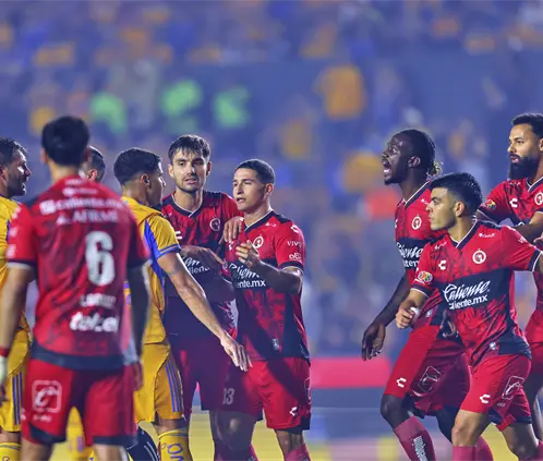 Los jugadores de Xolos trataron de golpear a Diego Lainez tras el triunfo de Tigres por 5-0. Ricardo Rodríguez
