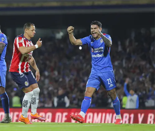 Cruz Azul elegirá los horarios para las Semifinales contra Tigres debido a su viaje a Qatar por la Copa Intercontinental. Getty Images