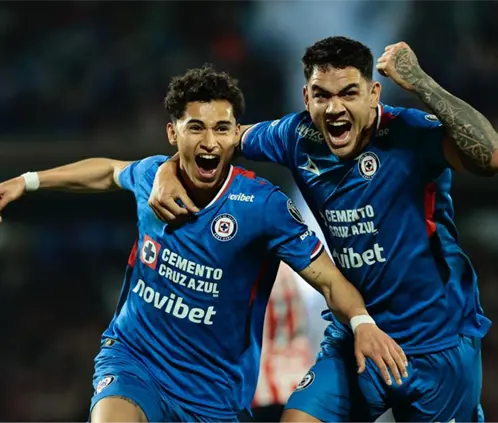 Cruz Azul vence a Chivas y son los últimos invitados a las semifinales del Apertura 2025 (Daniel Gámez)
