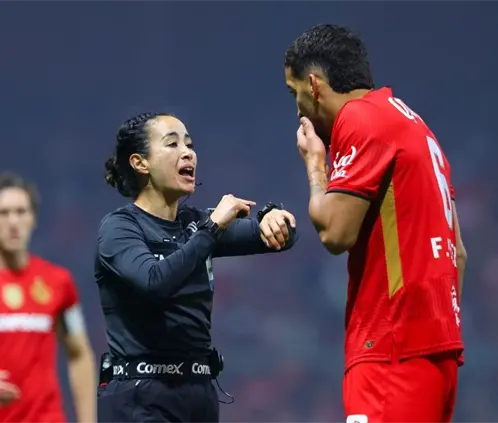 Liga MX anuncia árbitros de las Semifinales de Ida del Apertura 2025 (Photo by Agustin Cuevas/Getty Images)