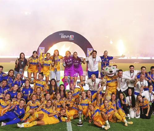 Tigres Femenil casi no tendrá vacaciones por la disputa del World Sevens Football y el inmediato arranque del Clausura 2026. Ricardo Rodríguez