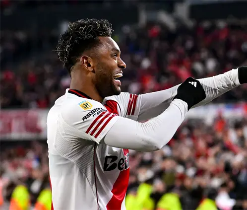 Miguel Borja podría llegar a Tigres como agente libre tras salir de River Plate. Getty Images