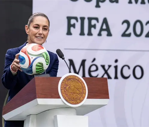 La mandataria mexicana se reunirá con Donald Trump y Mark Carney, sus homólogos de Estados Unidos y Canadá (Getty Images vía onefootball) La mandataria mexicana se reunirá con Donald Trump y Mark Carney, sus homólogos de Estados Unidos y Canadá (Getty Images vía onefootball)