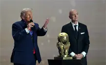 Donald Trump recibe el primer Premio FIFA de la Paz en el Sorteo del Mundial 2026
