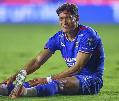 El Chiquete Orozco se quedó fuera de la convocatoria de Cruz Azul para la Copa Intercontinental tras lesionarse ante Tigres. Ricardo Rodríguez El Chiquete Orozco se quedó fuera de la convocatoria de Cruz Azul para la Copa Intercontinental tras lesionarse ante Tigres. Ricardo Rodríguez