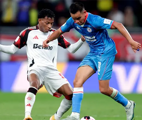 Cruz Azul no logró vencer al Flamengo en el Derbi de las Américas y este será su futuro en el torneo.Crédito: (Getty Images/Getty Images) Cruz Azul no logró vencer al Flamengo en el Derbi de las Américas y este será su futuro en el torneo.Crédito: (Getty Images/Getty Images)