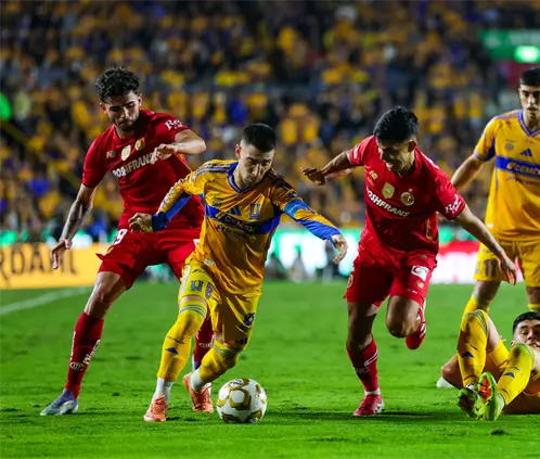 TV Azteca confirmó que transmitirá los dos partidos de la Final Toluca vs. Tigres, a diferencia de TUDN. Ricardo Rodríguez TV Azteca confirmó que transmitirá los dos partidos de la Final Toluca vs. Tigres, a diferencia de TUDN. Ricardo Rodríguez