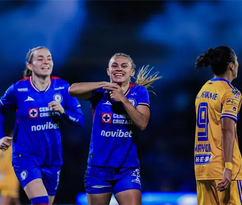 El Cruz Azul Femenil fue la revelación del Apertura 2025 al llegar hasta las Semifinales. @AzulFemenil El Cruz Azul Femenil fue la revelación del Apertura 2025 al llegar hasta las Semifinales. @AzulFemenil