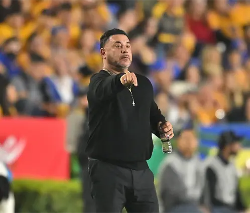 Antonio Mohamed habla después de la final ante Tigres (Getty Images) Antonio Mohamed habla después de la final ante Tigres (Getty Images)
