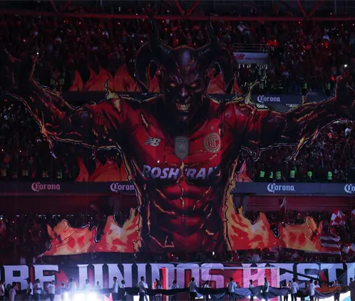 Tifo en el Estadio Nemesio Diez (Ricardo Rodríguez) Tifo en el Estadio Nemesio Diez (Ricardo Rodríguez)